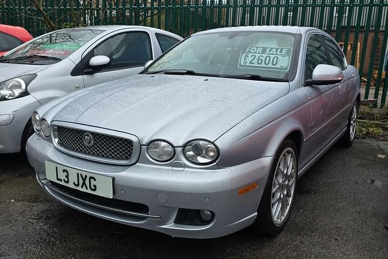 Used 2010 Jaguar X-type SE Sedan | £2,600 (Good price) - Image 1/1