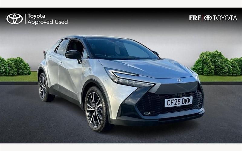 Used Toyota C-HR 140 HP (102 kW) 2026 SUV