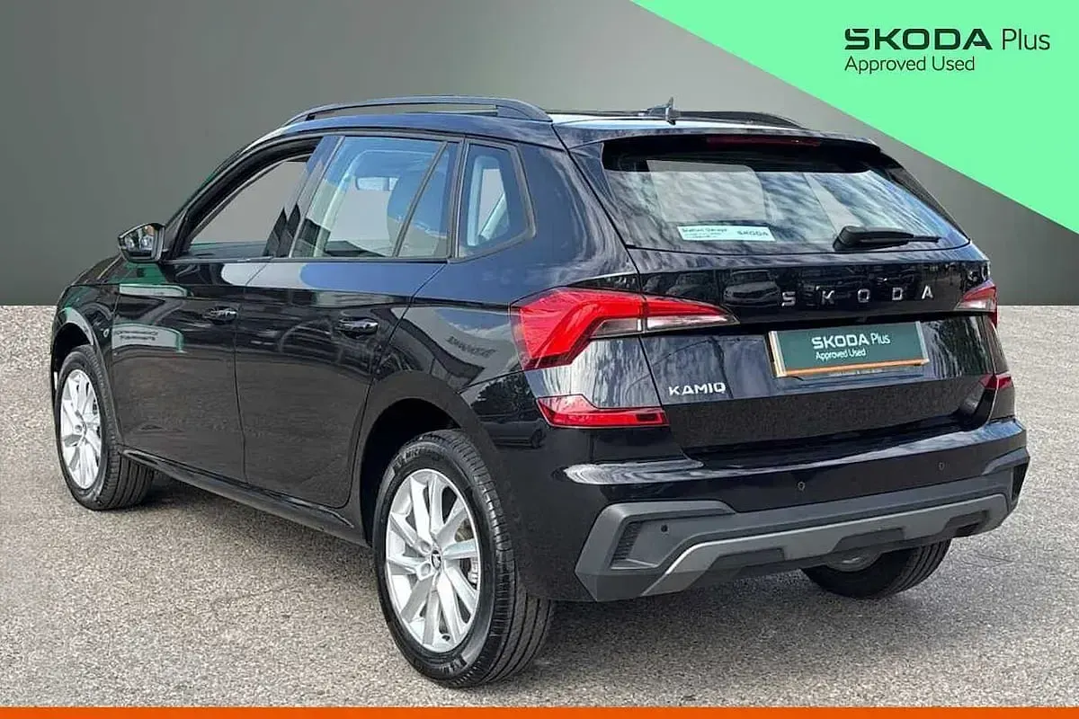 Used Skoda Kamiq SE 85 HP (62 kW) 2025 Black magic pearl effect SUV