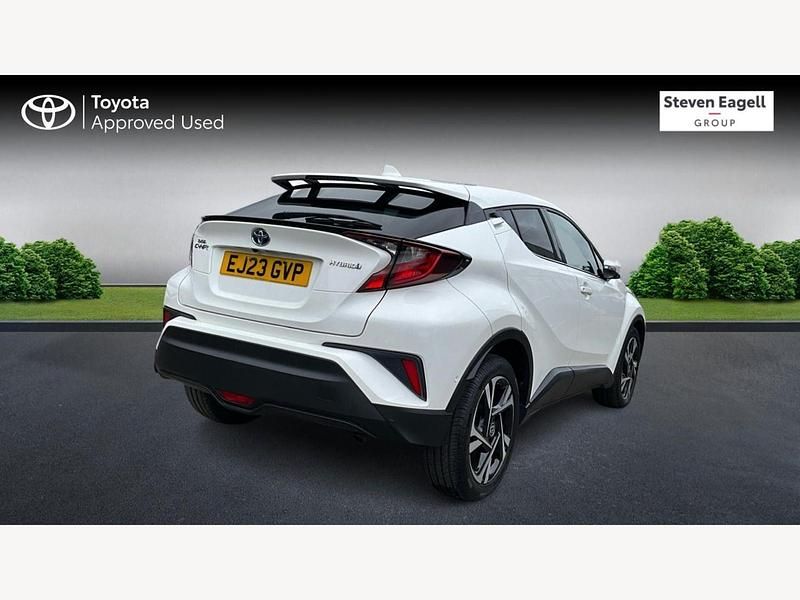 Used Toyota C-HR Design 2023 White SUV