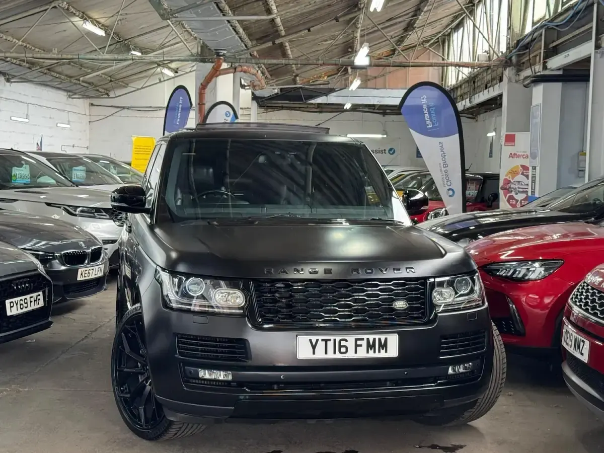 Used Land Rover Range Rover Vogue 339 HP (249 kW) 2016 Grey SUV