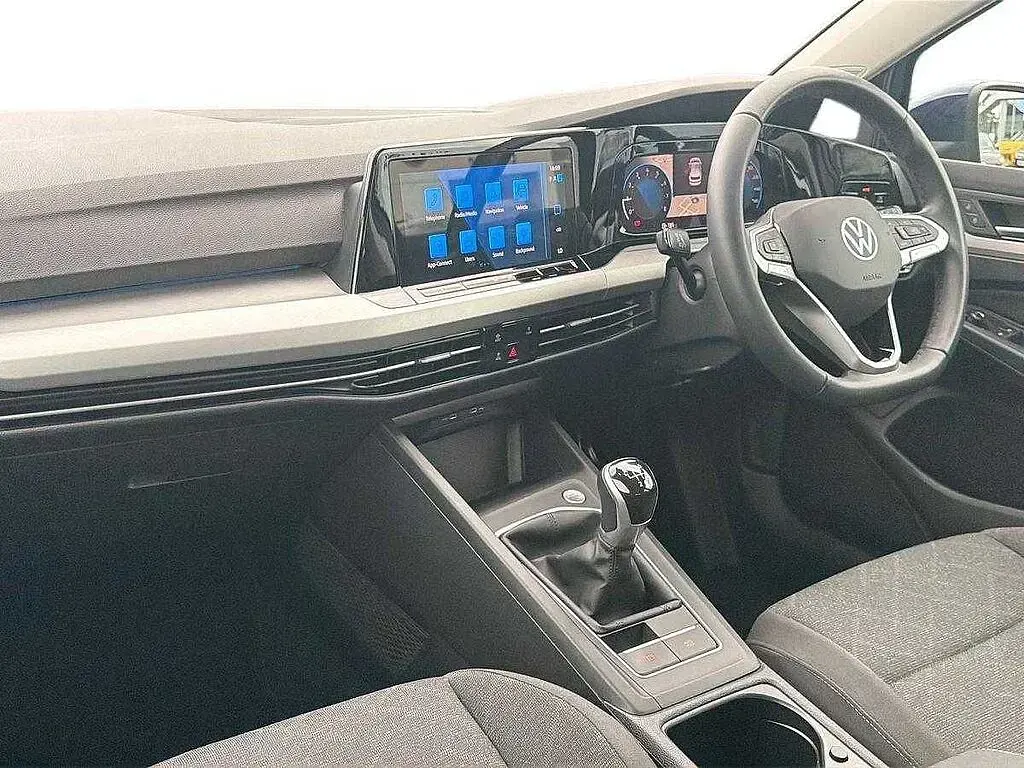 Used VW Golf VIII 110 HP (80 kW) 2024