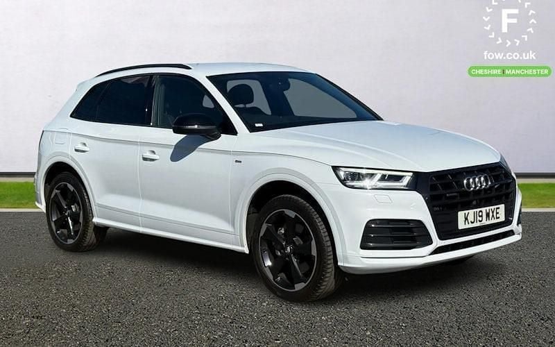 White Used 2019 Audi Q5 Design SUV | £22,899 (Super price) - Image 1/4