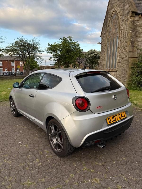 Used Alfa Romeo MiTo Quadrifoglio Verde 105 HP (77 kW) 2015 Silver Hatchback