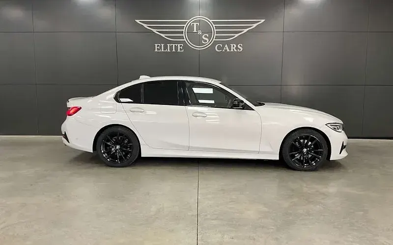 Used BMW 320 Sport Line 184 HP (135 kW) 2021 Sedan