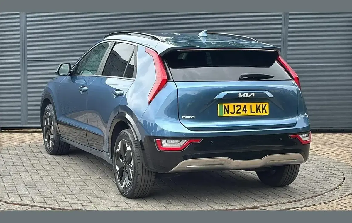 Used Kia e-Niro 150 kW (204 HP) 2024 Blue SUV