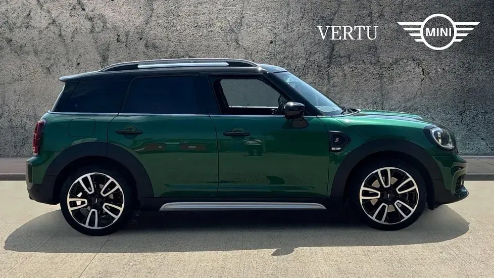 Used Mini Cooper S Countryman Sport 176 HP (129 kW) 2024 Green SUV