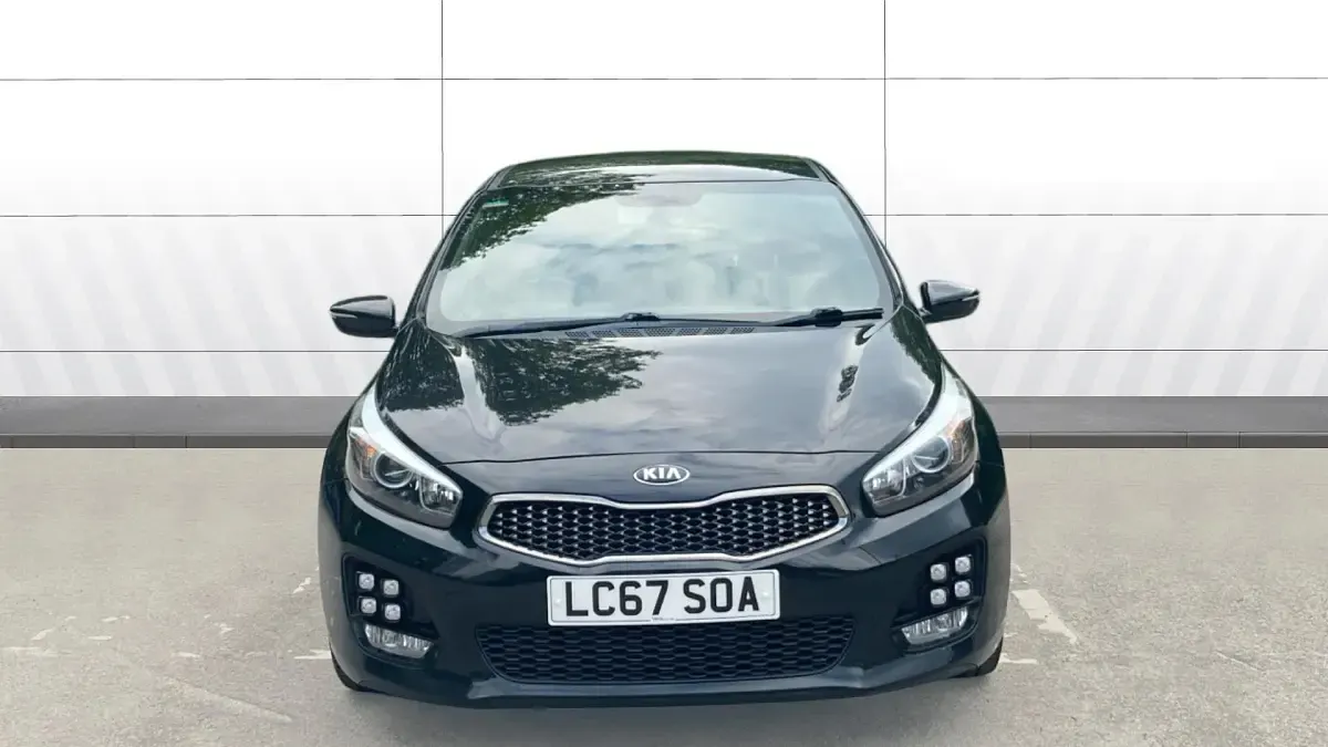 Used Kia Ceed GT-Line 118 HP (86 kW) 2001 Hatchback