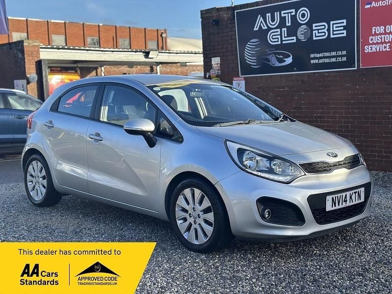 Used Kia Rio 2014 Silver Hatchback