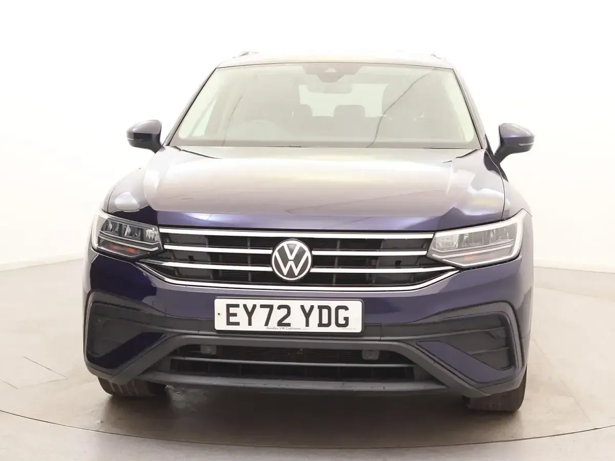 Used VW Tiguan Allspace Life 150 HP (110 kW) 2022 Blue SUV