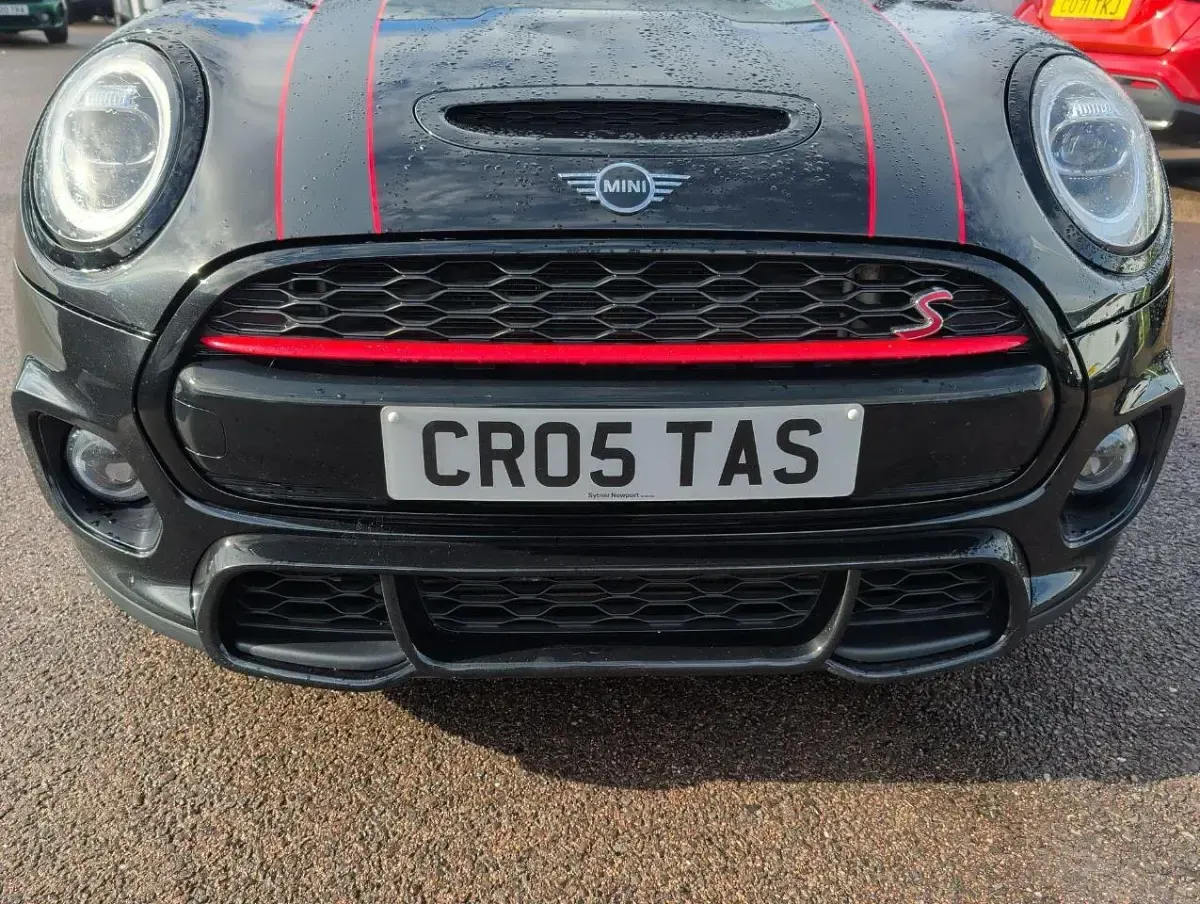 Used Mini Cooper S Hatch 189 HP (139 kW) 2019 Black Hatchback