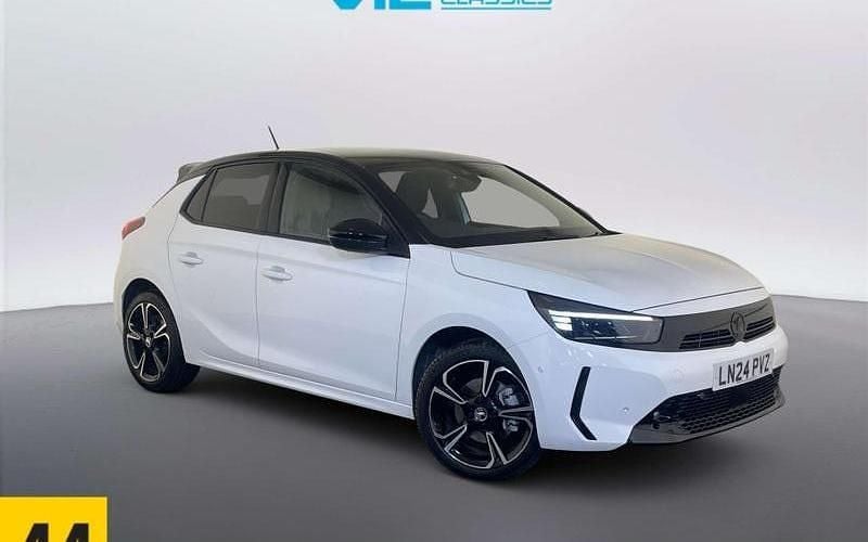 Used Vauxhall Corsa S 131 HP (96 kW) 2024 White Hatchback