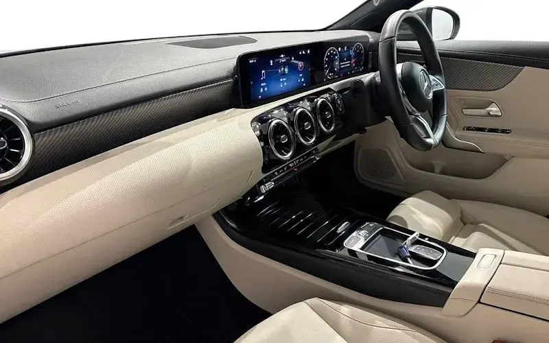 Used Mercedes CLA200 Executive 163 HP (119 kW) 2025 Grey Sedan