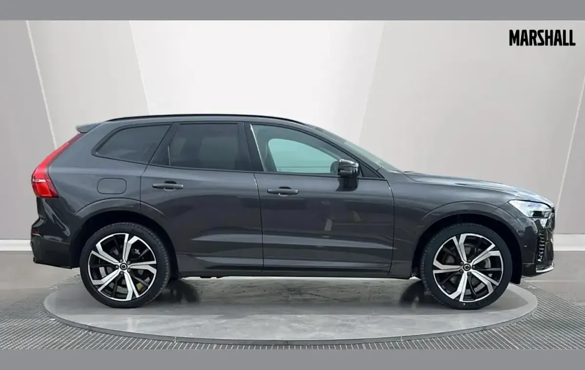 Used Volvo XC60 Ultra 247 HP (181 kW) 2025 Grey SUV