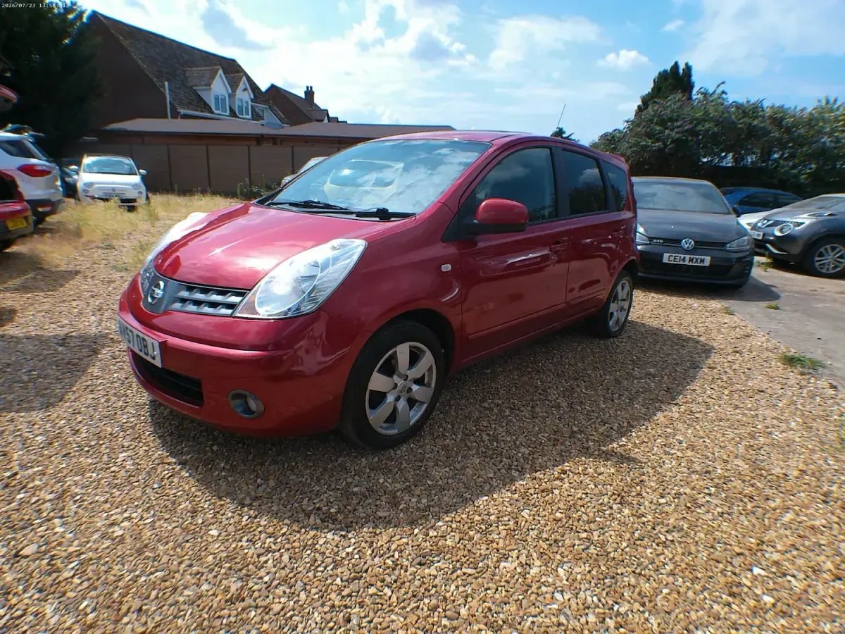 Used Nissan Note Acenta 88 HP (64 kW) 2007 Red Hatchback