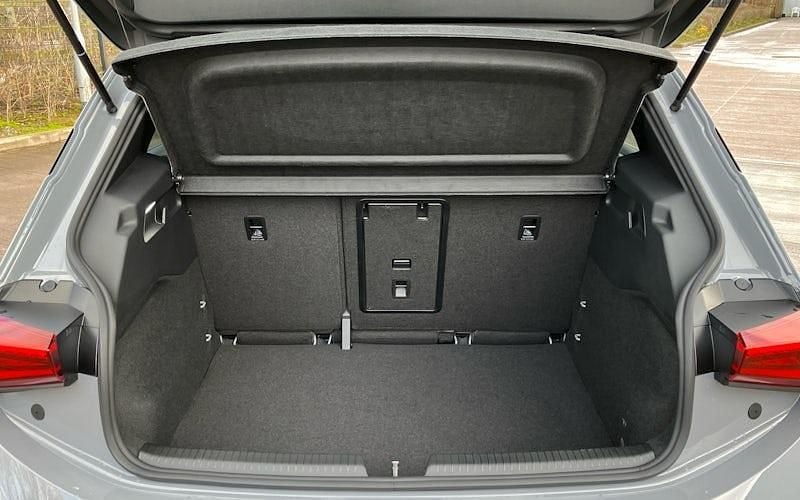 New Cupra Born e-Boost 239 kW (326 HP) 2026 Hatchback