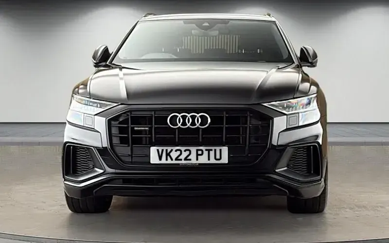 Begagnad Audi Q8 Black Edition 340 HK (250 kW) 2022 Svart SUV