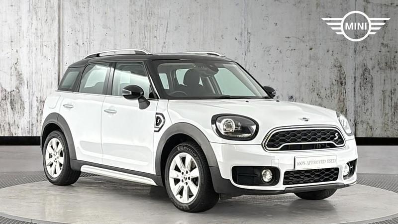 Używany Mini Cooper S Countryman 189 KM (139 kW) 2018 Biały SUV