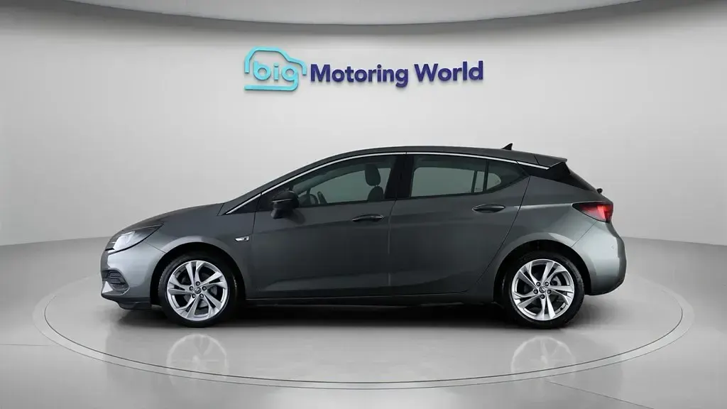 Second-hand Vauxhall Astra Elite 145 CP (106 kW) 2021 Gri Hatchback