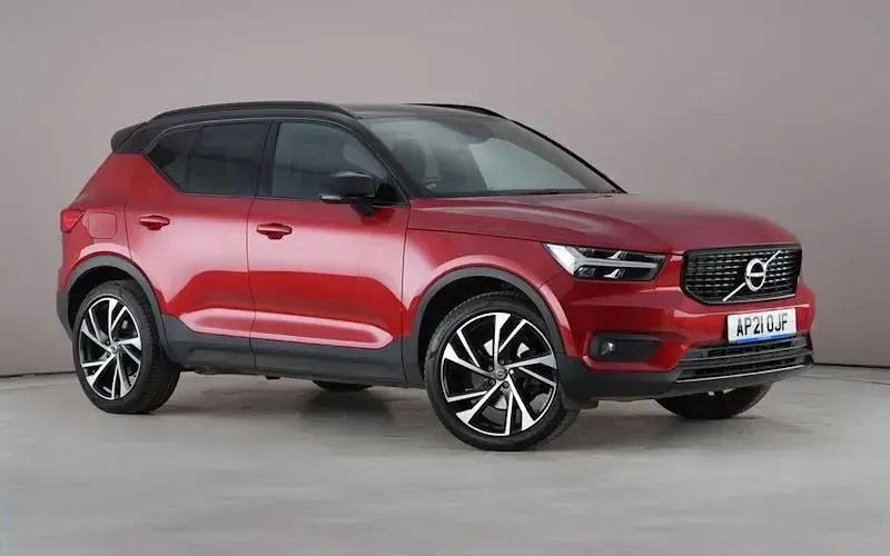 Used Volvo XC40 R-Design Pro 197 HP (144 kW) 2021 SUV
