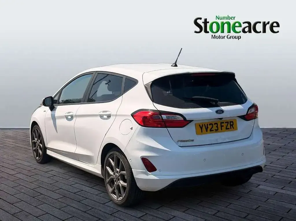 Used Ford Fiesta ST-Line 99 HP (72 kW) 2023 White Hatchback