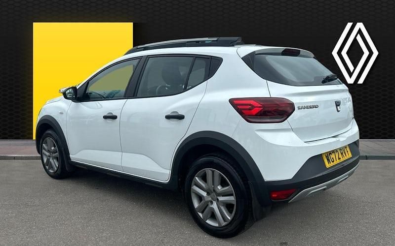 Used Dacia Sandero Essentiel 101 HP (74 kW) 2022 Hatchback