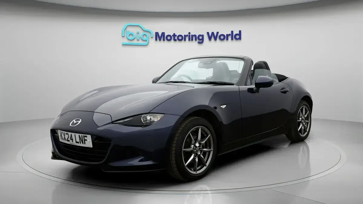 Used Mazda MX5 Exclusive-Line 132 HP (97 kW) 2024 Blue Cabriolet