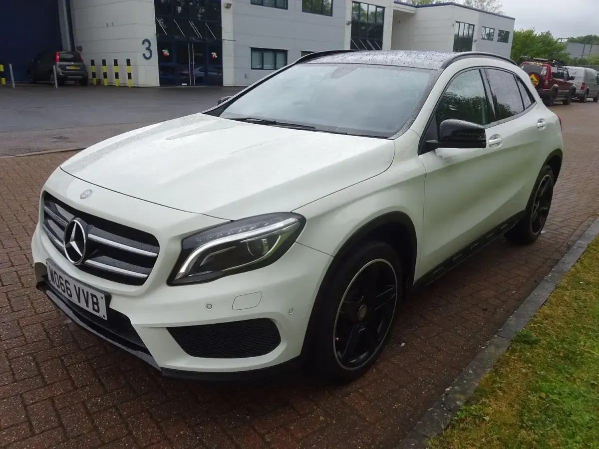Used Mercedes GLA220 AMG line 2017 White SUV