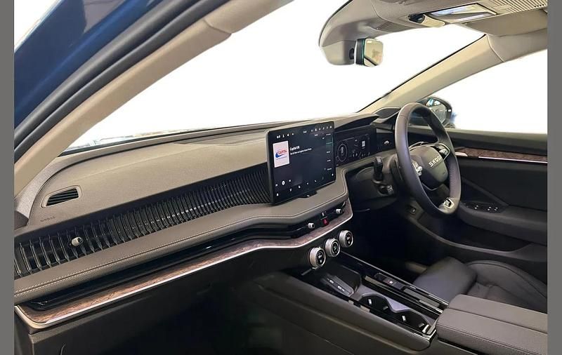 New Skoda Superb LAURIN & KLEMENT 204 HP (150 kW) 2026 Cobalt blue metallic Estate