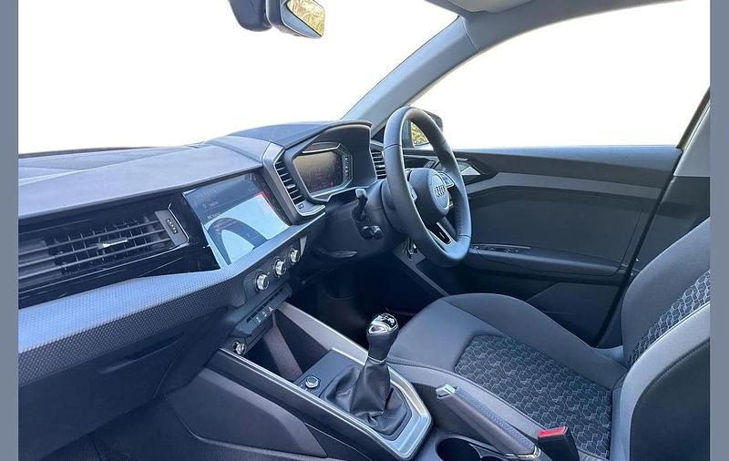 Used Audi A1 Sport 94 HP (69 kW) 2026 Grey SUV