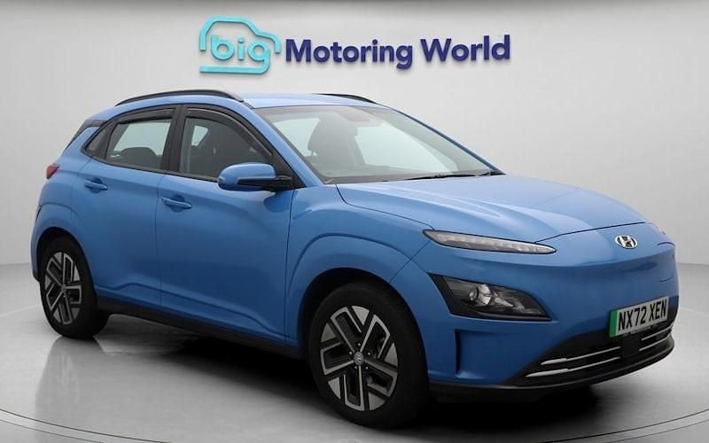 Blue Used 2022 Hyundai Kona SE SUV | £12,000 (Good price) - Image 1/4