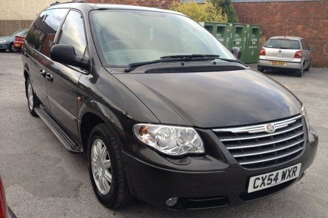 Used 2004 Chrysler Grand Voyager MPV | £3,675 - Image 1/3