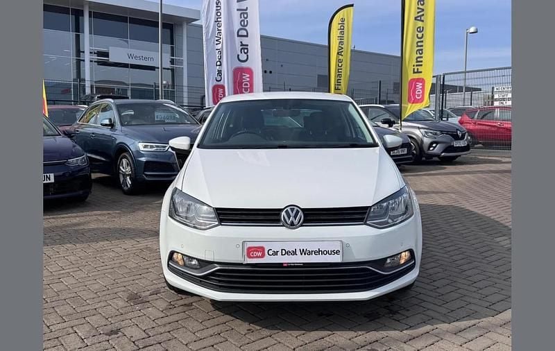 Used VW Polo Edition 88 HP (64 kW) 2017 White Hatchback