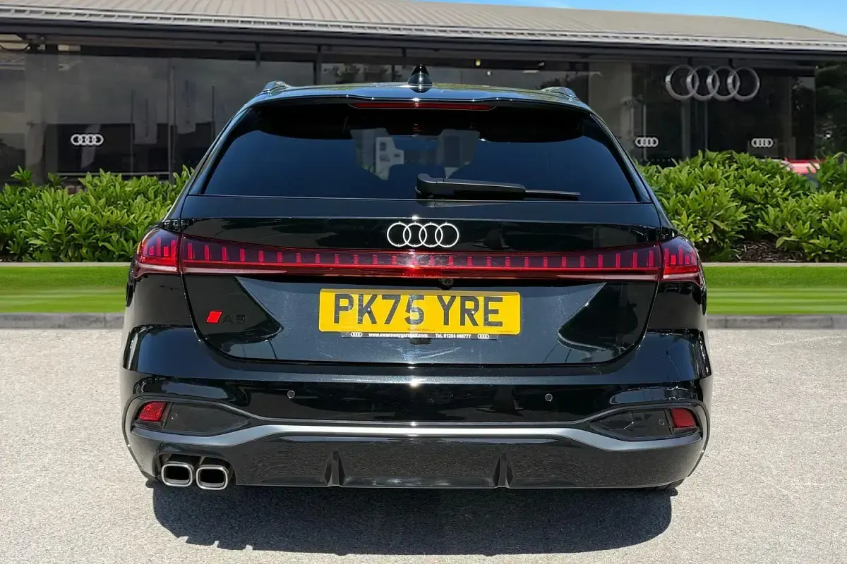 Used Audi A5 S-Line 204 HP (150 kW) 2025 Black Estate