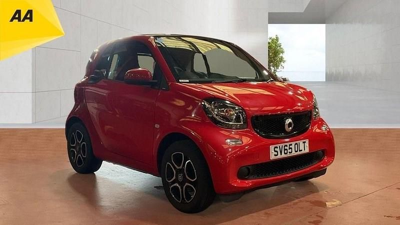 Used Smart ForTwo Coupé Premium 90 HP (66 kW) 2015 Red Coupe
