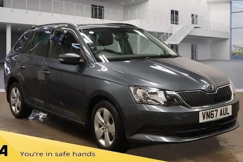 Used Skoda Fabia SE 110 HP (80 kW) 2017 Grey Estate