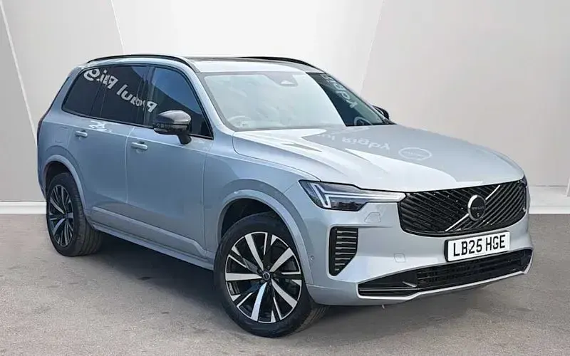 Gebraucht Volvo XC90 Plus 250 PS (183 kW) 2025 SUV