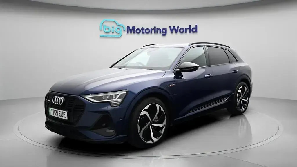 Usado Audi e-tron Black Edition 230 kW (313 HP) 2021 SUV