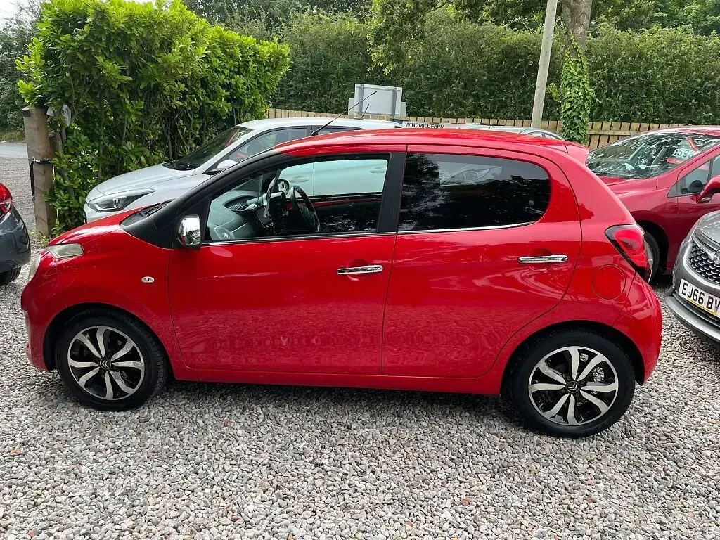 Used Citroën C1 Flair 82 HP (60 kW) 2016 Red Hatchback