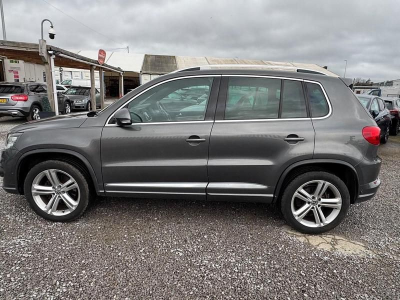 Used VW Tiguan R-line Edition 150 HP (110 kW) 2015 Grey SUV