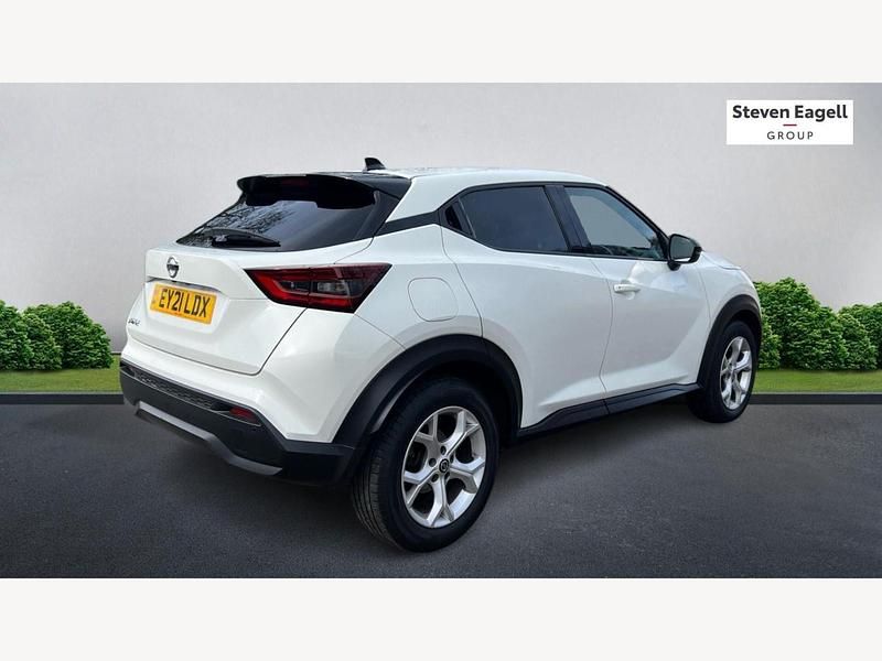 Used Nissan Juke N-Connecta 2021 White SUV