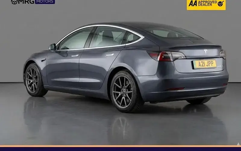 Used Tesla Model 3 Long Range AWD 258 kW (351 HP) 2023 Sedan