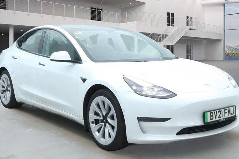 White Used 2021 Tesla Model 3 Long Range AWD Sedan | £13,550 (Fair price) - Image 1/1