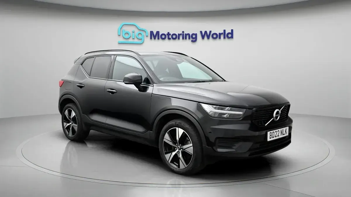 Used Volvo XC40 Plus 211 HP (155 kW) 2021 SUV