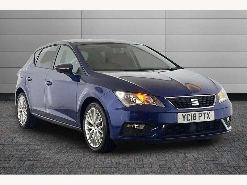 Blue Used 2018 Seat Leon SE Dynamic Hatchback | £9,299 (Fair price) - Image 1/2