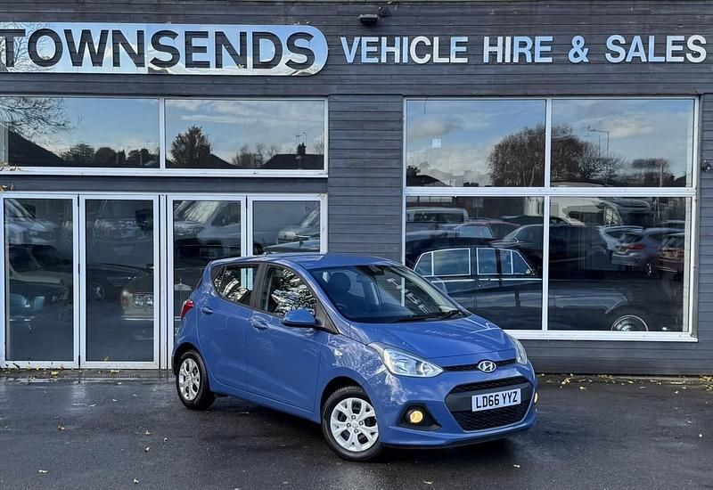 Blue Used 2016 Hyundai i10 SE Hatchback | £8,295 (Fair price) - Image 1/4