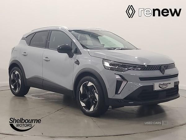 Metallic flame red New 2025 Renault Captur Techno SUV | £20,695 (Fair price) - Image 1/4