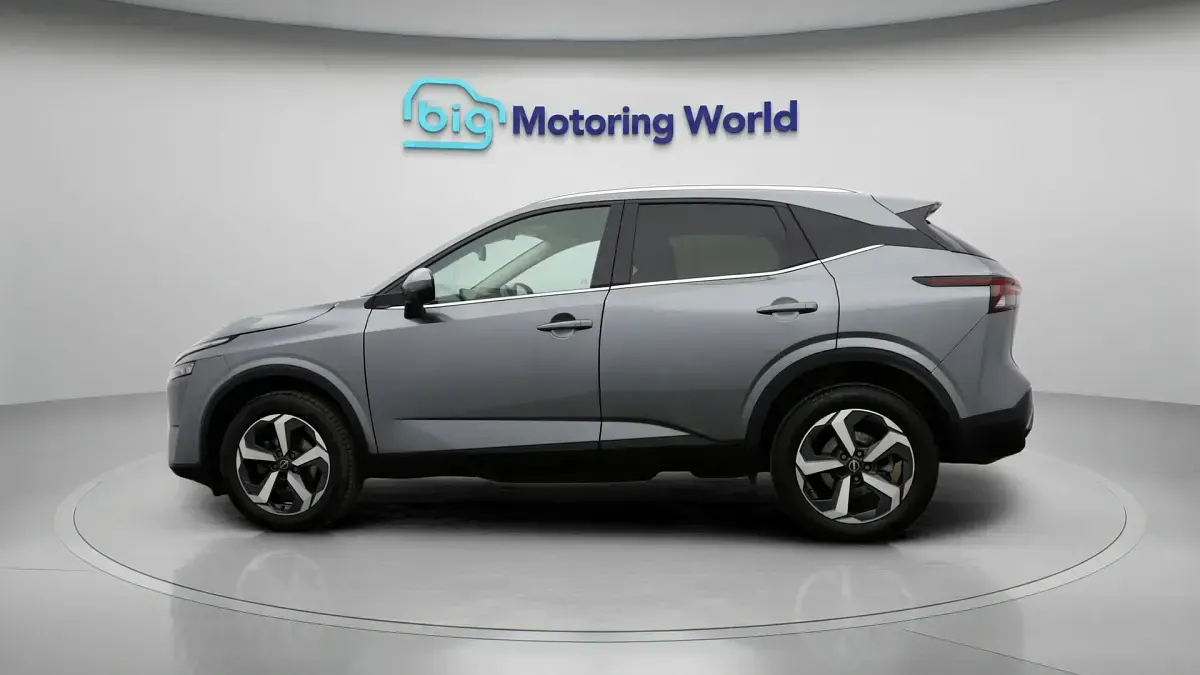 Used Nissan Qashqai N-Connecta 140 HP (102 kW) 2023 Grey SUV