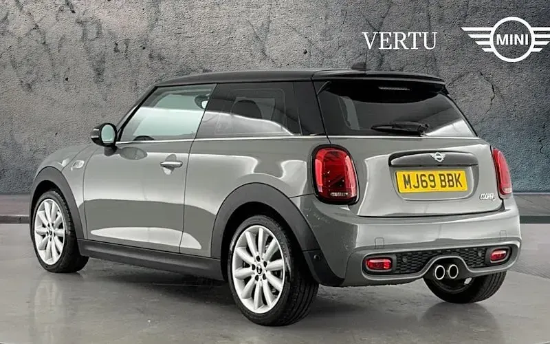 Used Mini Cooper S Classic 192 HP (141 kW) 2019 Grey Hatchback