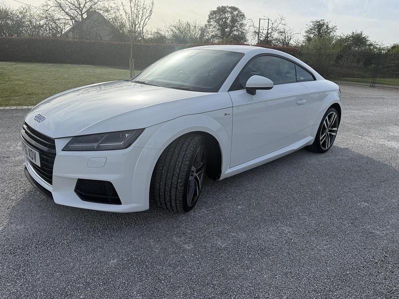 Used Audi TT S-Line 230 HP (169 kW) 2016 White Coupe